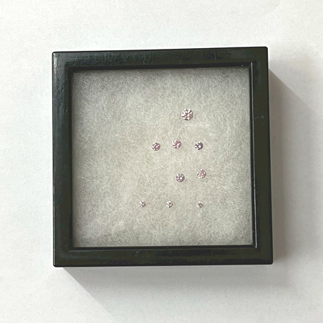 ピンクメレダイヤモンド