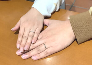 ダイヤモンドをアレンジしたセミオーダー結婚指輪