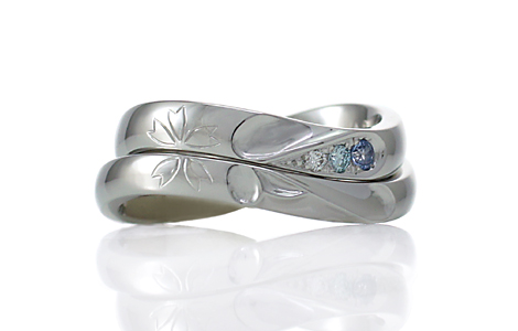 桜・イニシャル・ハートをデザインした結婚指輪