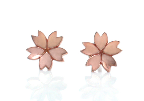 桜ピアス