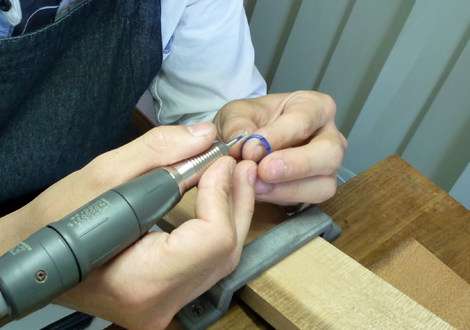  自分たちで手作りする結婚指輪