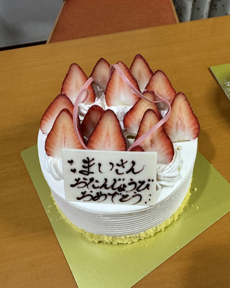 誕生日ケーキ