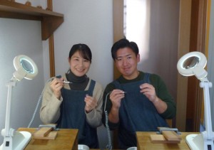 自分たちで制作する結婚指輪