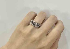 ティアラデザインリング