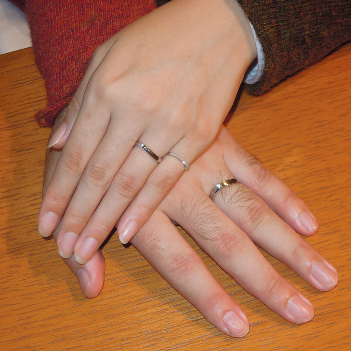 シンプルなハートセットデザインの結婚指輪（m-9259）