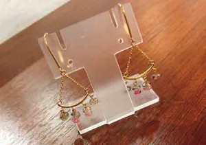 ピアス