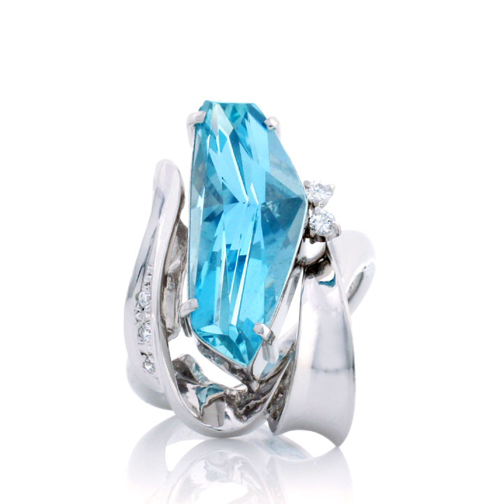 結婚指輪に違うリングのメレダイヤを留めて（ref017）