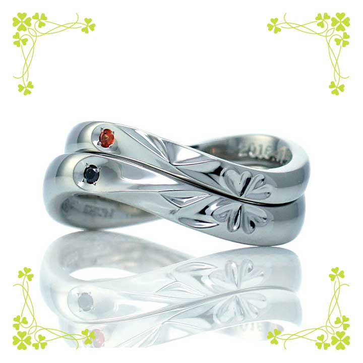 イニシャル、ハート、四つ葉のクローバーをデザインした結婚指輪（ｓ1150）